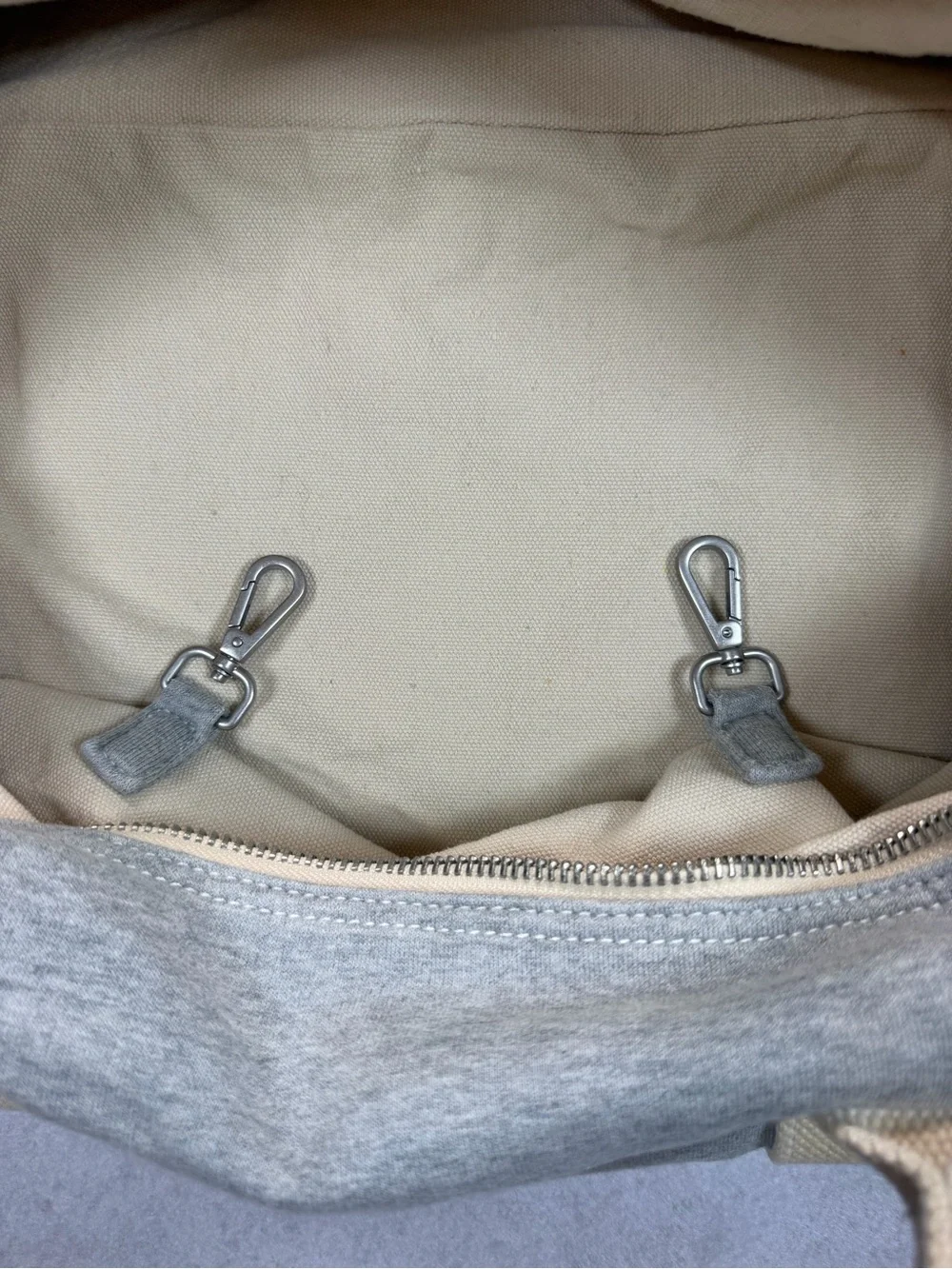 Brandy Melville Gray Heather Duffle Bag w/ Matching Zip Pouch Weekend Gym Travel